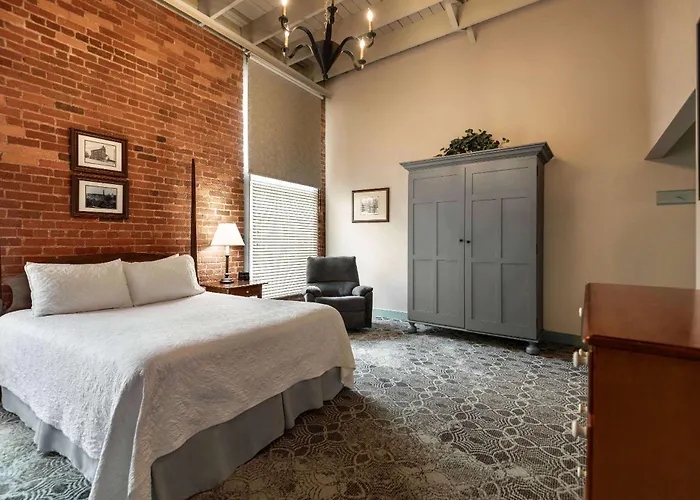 The Historic Brookstown Inn, Trademark Collection By Wyndham
