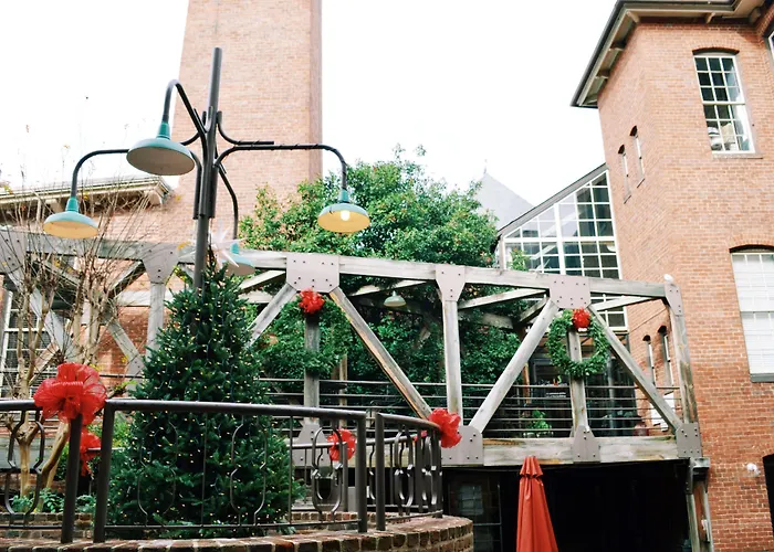 Hotel The Historic Brookstown Inn, Trademark Collection By Wyndham Winston-Salem