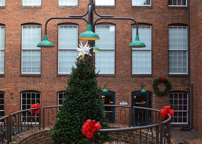 The Historic Brookstown Inn, Trademark Collection By Wyndham Hotel Winston-Salem